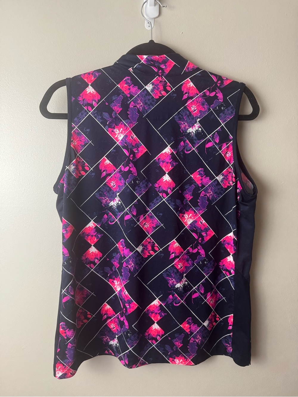 Women’s Tail Sleeveless Half-Zip Golf Tank in Navy and Hot Pink Floral Large - Picture 2 of 3